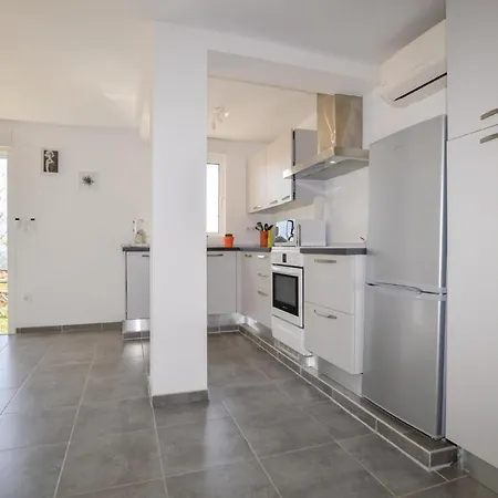 Stunning In W/ 1 Bedrooms شقة Alata